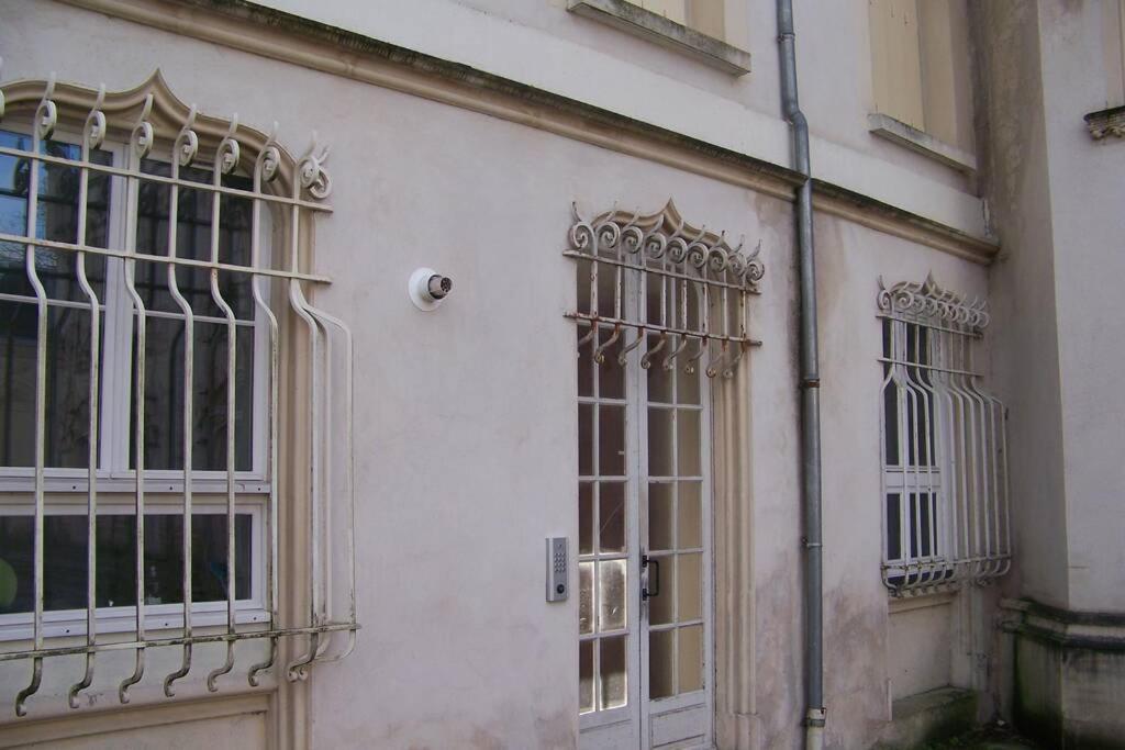 Château Néo-Gothique: Charming Studio with Wi-Fi and Free Parking Orleans Exterior photo